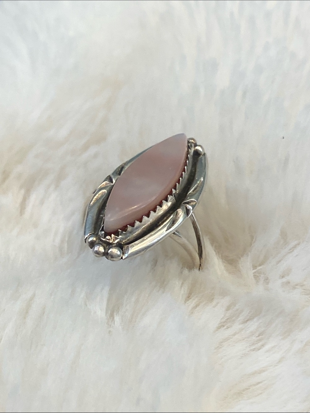 Pink Shell Ring - Picture 3 of 6